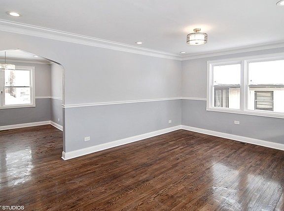 3rd image of 3525 Madison St