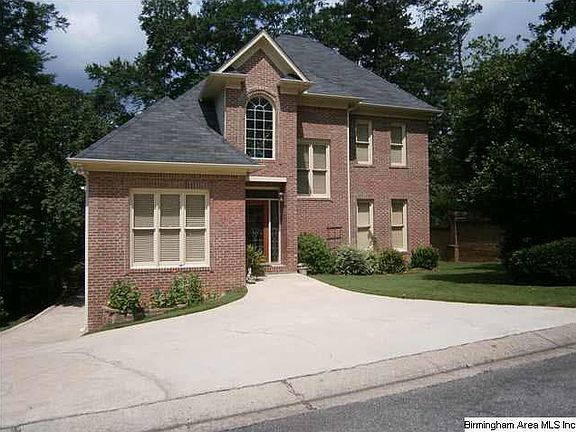 2nd image of 2555 Ivy Glenn Dr