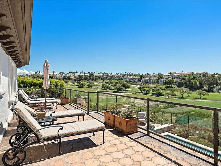 5 Via Monarca St — Photo 20