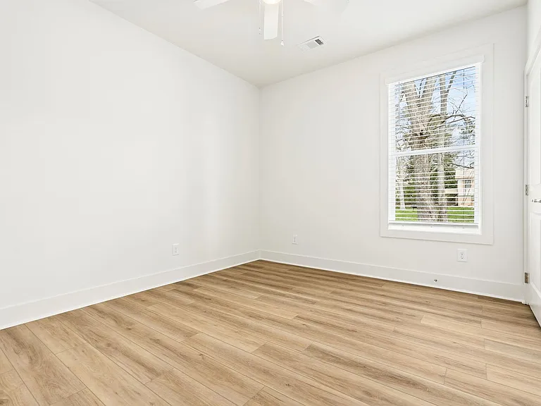604 Martin Luther King Blvd — Photo 10