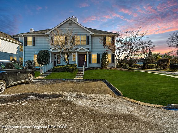 2nd image of 653 Windflower Ct
