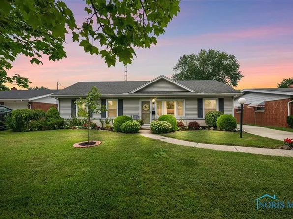 1725 Parkway Dr S, Maumee, OH 43537