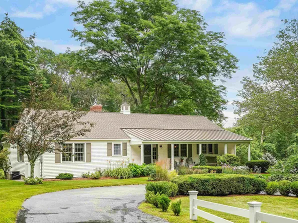 38 Juniper Drive, Bedford, NH 03110