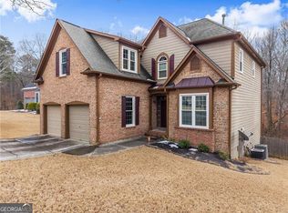 2705 Chandler Grove Dr, Buford, GA 30519