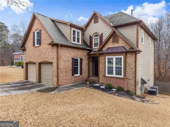 2705 Chandler Grove Dr, Buford, GA 30519