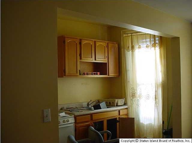 2nd image of 93 Simonson Ave