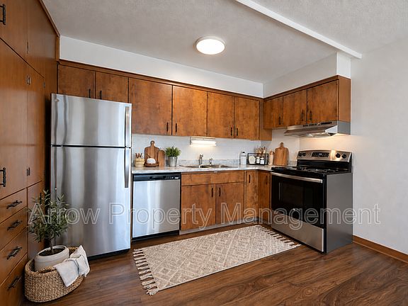 2nd image of 2501 N St APT 506