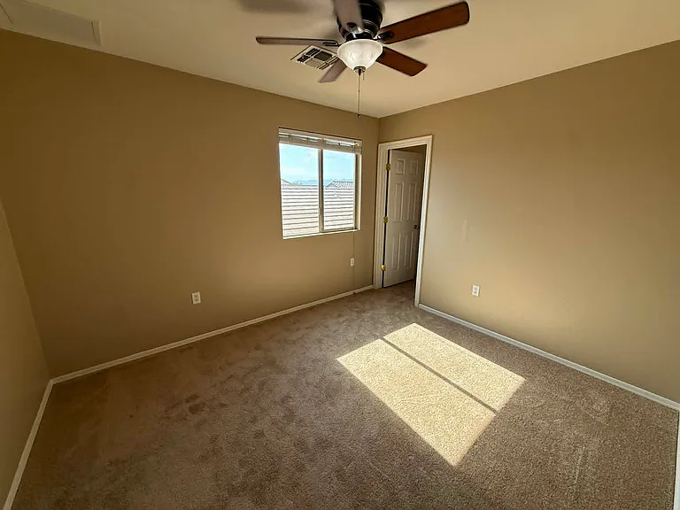 885 W Calle Muro Fuerte — Photo 32