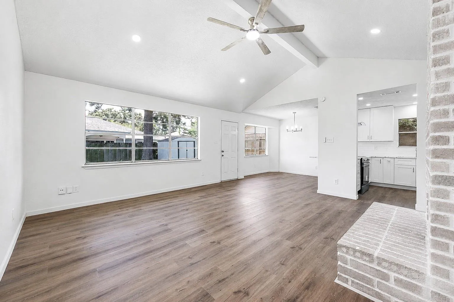 4 bed, 2.0 bath, 1506 sqft, $1,845 — Photo 4