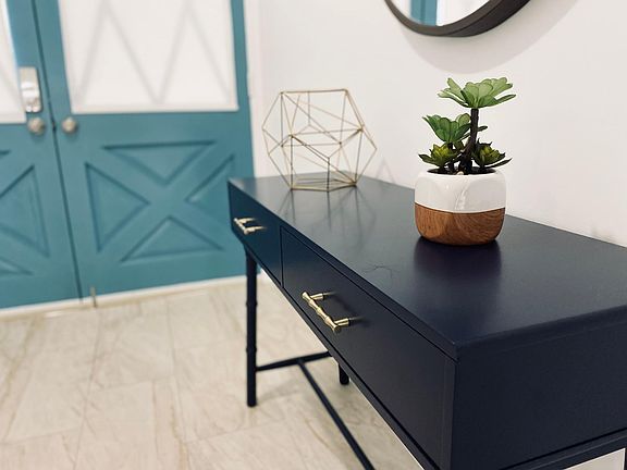 3rd image of 18400 San Fernando Mission Blvd