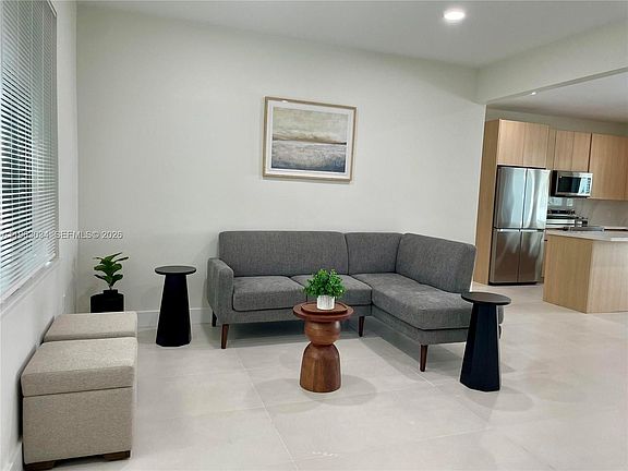 3rd image of 5352 Orduna Dr #0