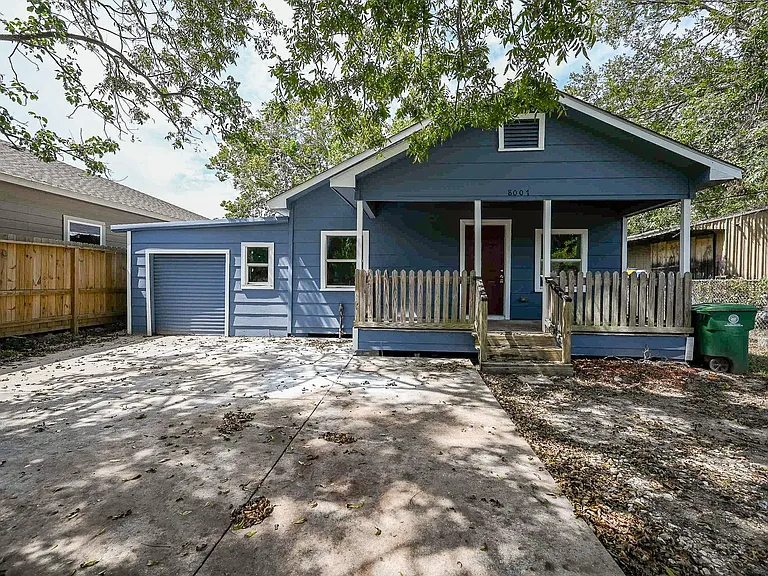 8007 Carver Rd — Photo 1