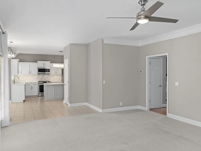 1520 Woodfield Ct — Photo 15