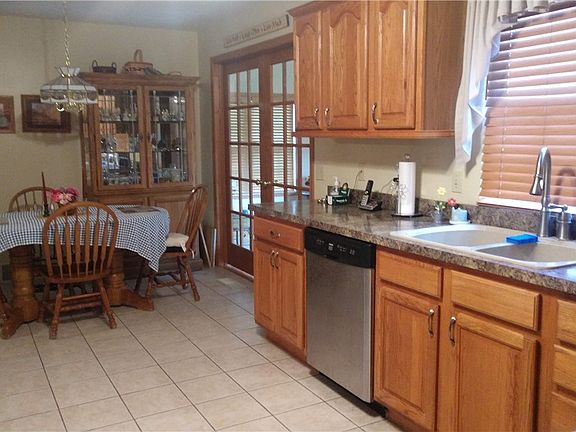 4th image of 6629 Pacifica Dr