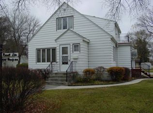 622 Harris Ave S, Park river, ND 58270