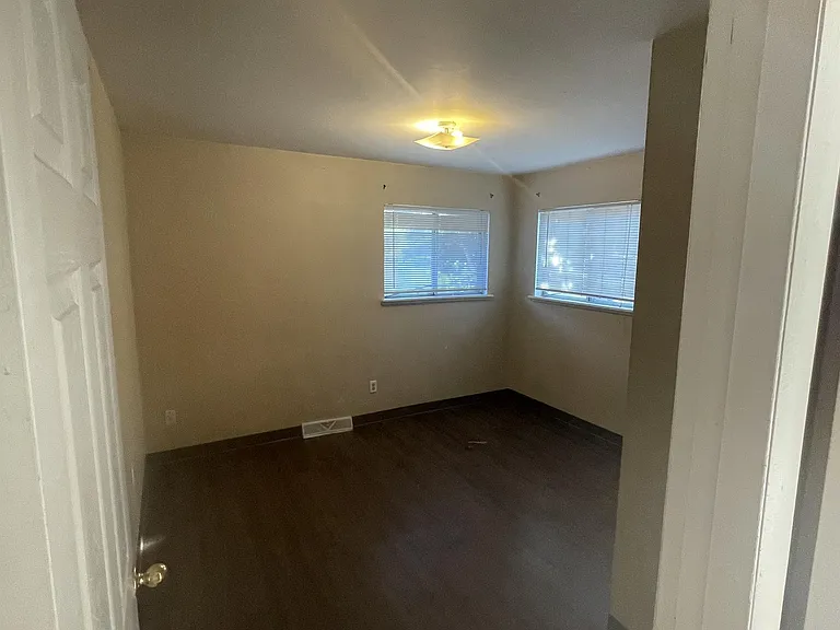 601 N Bryan Ave #1 — Photo 15
