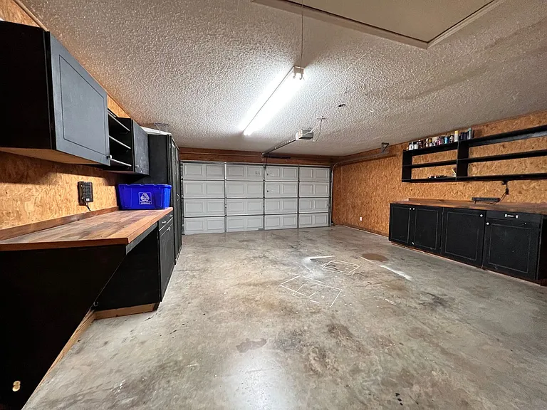 701 Oak Valley Dr — Photo 20