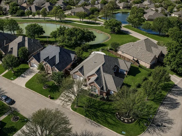 319 Lakewood Dr, Trophy Club, TX 76262