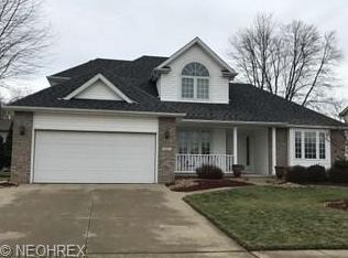 317 Pemberton Dr, Elyria, OH 44035