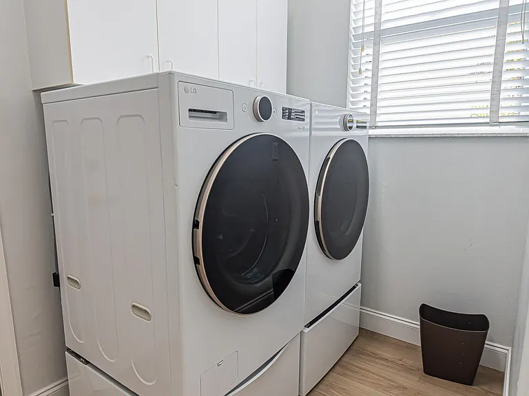 204 NW Zanzibar Pl — Photo 14