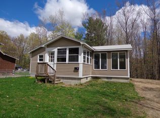 20 Mousam St, Springvale, ME 04083