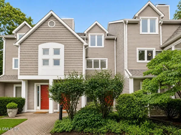 453 E Putnam Ave APT 4G, Cos Cob, CT 06807