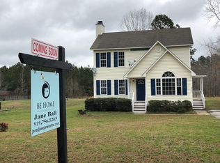 3425 Deer Trace Ln, Clayton, NC 27520