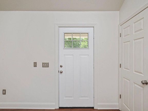 5th image of 24 W Violet Ln