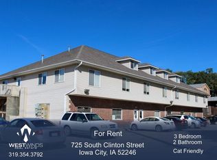 725 S Clinton St APT 4, Iowa City, IA 52240
