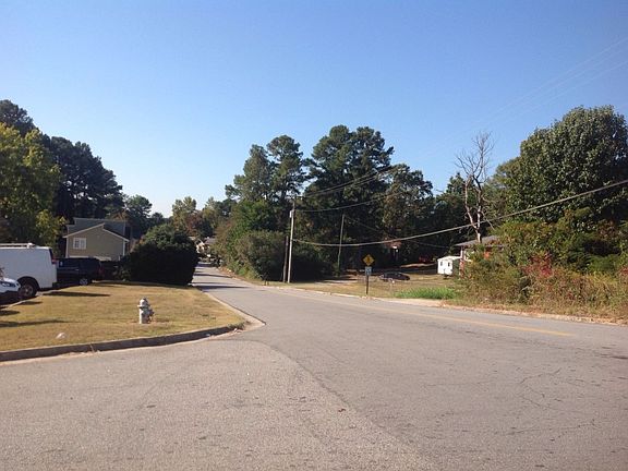 4th image of 1546 Woodington Cir