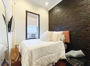 Rented by Kahen Properties