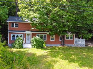 39 Smithtown Rd, Pittston, ME 04345