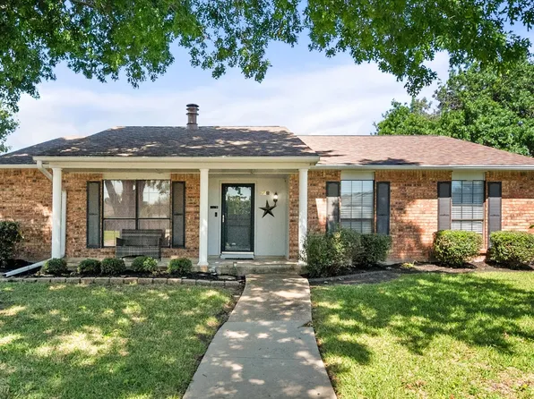 228 Willow Springs Dr, Coppell, TX 75019