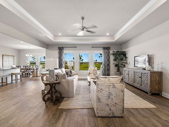 5th image of 252 Ryma Oaks Ct