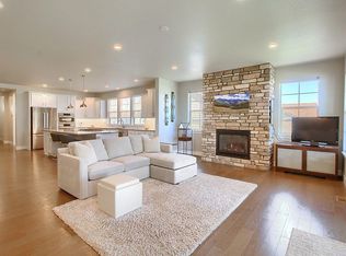 266 Calhoun Cir, Castle Rock, CO 80104