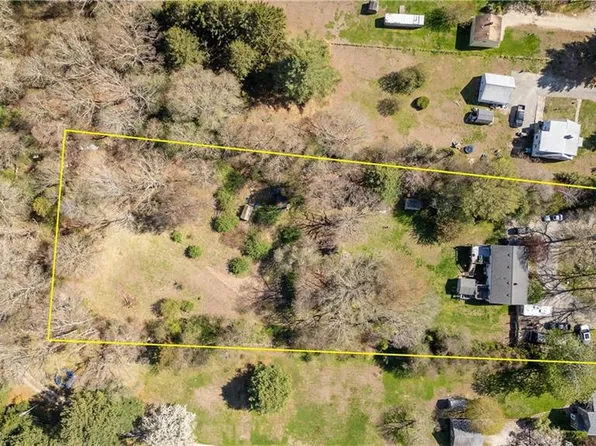 246 Long Hwy, Little Compton, RI 02837