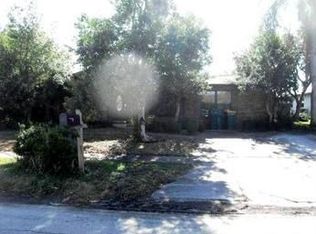 2157 Lakeview Dr, Melbourne, FL 32935