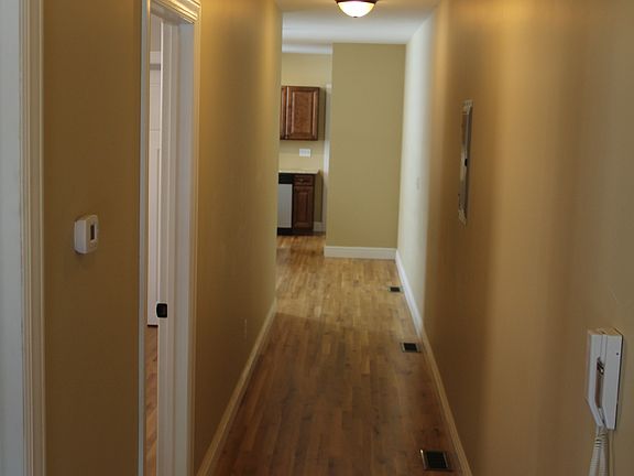 Hallway to Kitchen_08302023