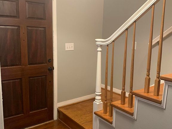 5th image of 2803 Venetian Way