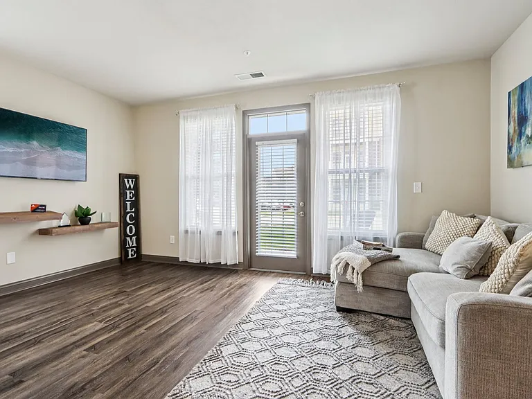 Flats at 146 | Specials Available — Photo 10