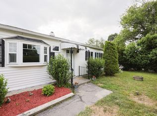 23 Laurie Ln, Lowell, MA 01854