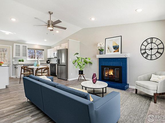 2nd image of 824 Bitterbrush Ln