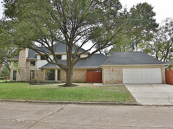 3rd image of 14631 Carols Way Dr