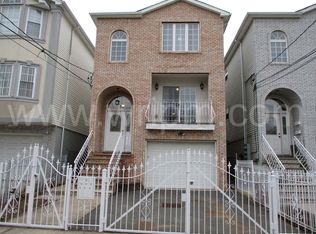 584 N 9th St #1, Newark, NJ 07107