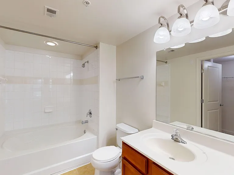 1301 Thomas Circle — Photo 91