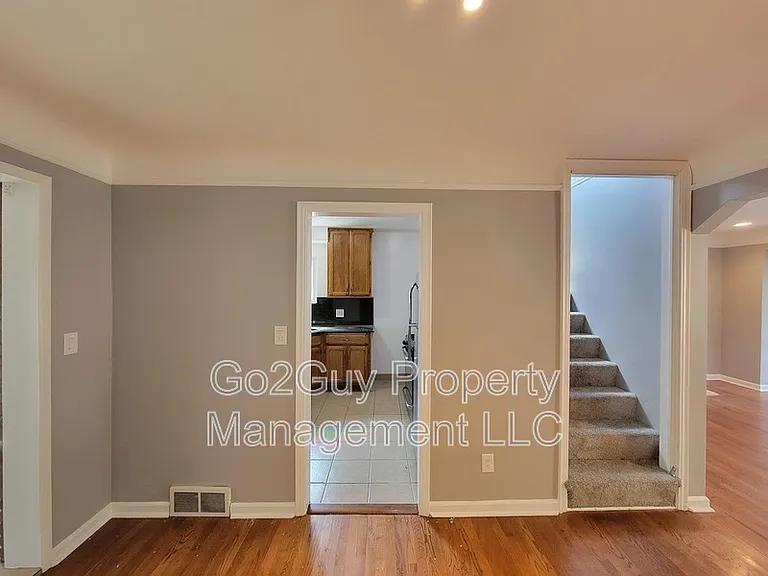 23331 Oak St — Photo 17