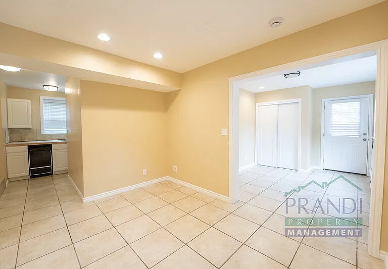 40 Pleasant Ln — Photo 9