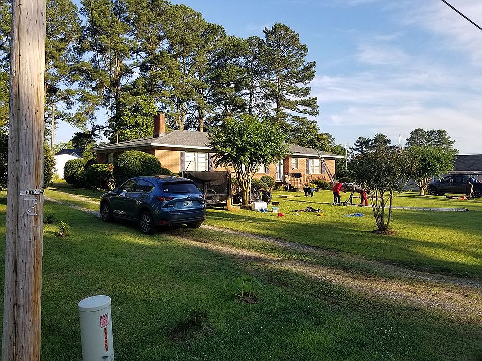 2nd image of 2571 W Raleigh Blvd