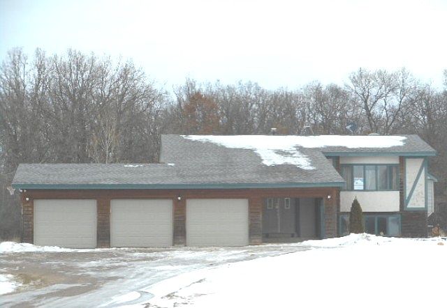 1st image of 2144 Rolling Oaks Dr