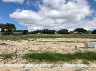1802 N Chateau Ln, Kerrville, TX 78028
